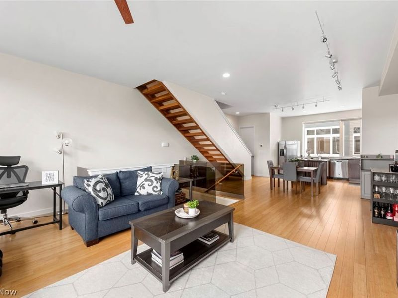 1569 E 118th Street, Cleveland, OH 44106 Photo 12