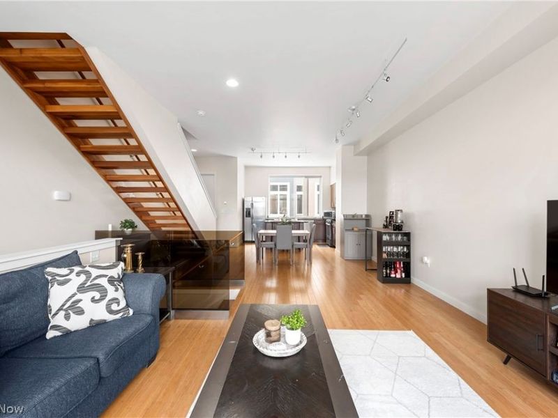 1569 E 118th Street, Cleveland, OH 44106 Photo 14