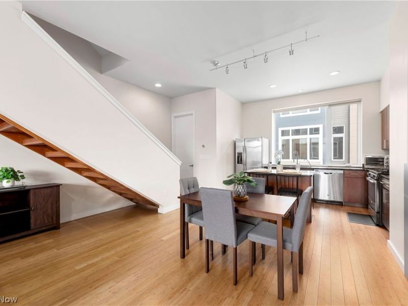 1569 E 118th Street, Cleveland, OH 44106 Photo 16