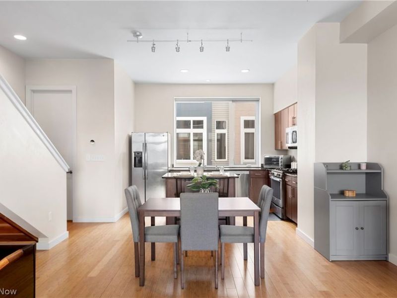 1569 E 118th Street, Cleveland, OH 44106 Photo 17