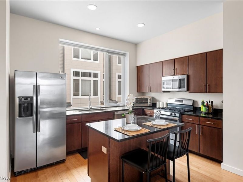 1569 E 118th Street, Cleveland, OH 44106 Photo 19