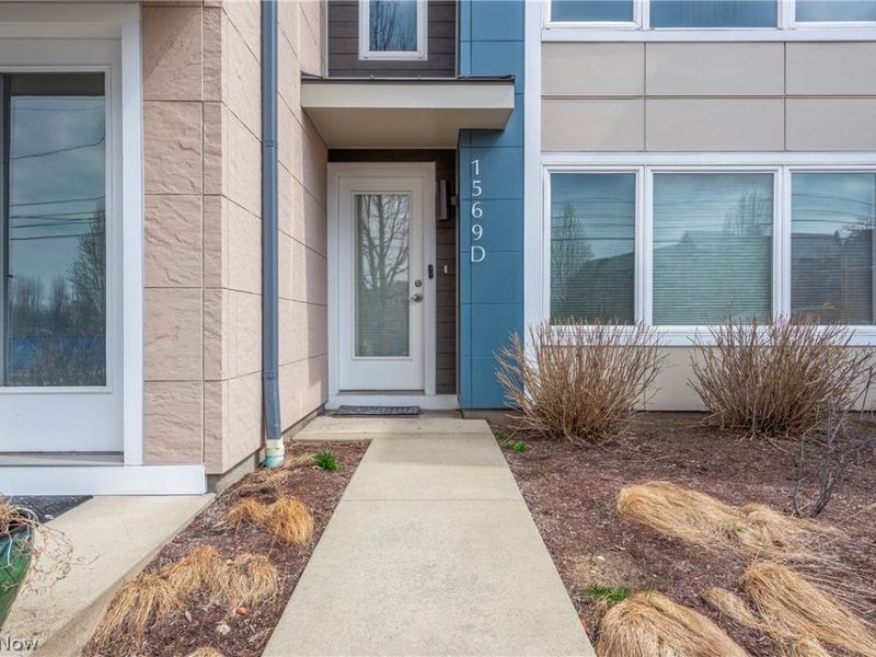 1569 E 118th Street, Cleveland, OH 44106 Photo 3