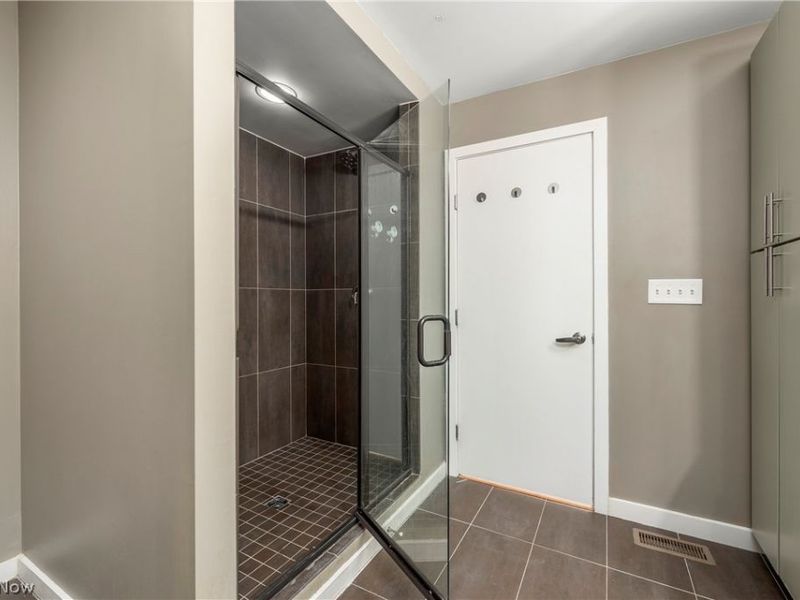 1569 E 118th Street, Cleveland, OH 44106 Photo 31