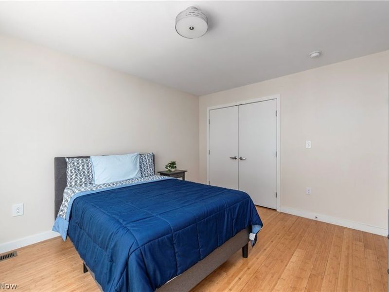 1569 E 118th Street, Cleveland, OH 44106 Photo 35