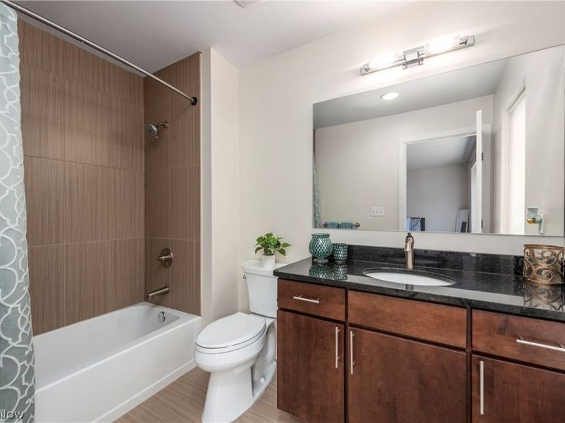 1569 E 118th Street, Cleveland, OH 44106 Photo 37