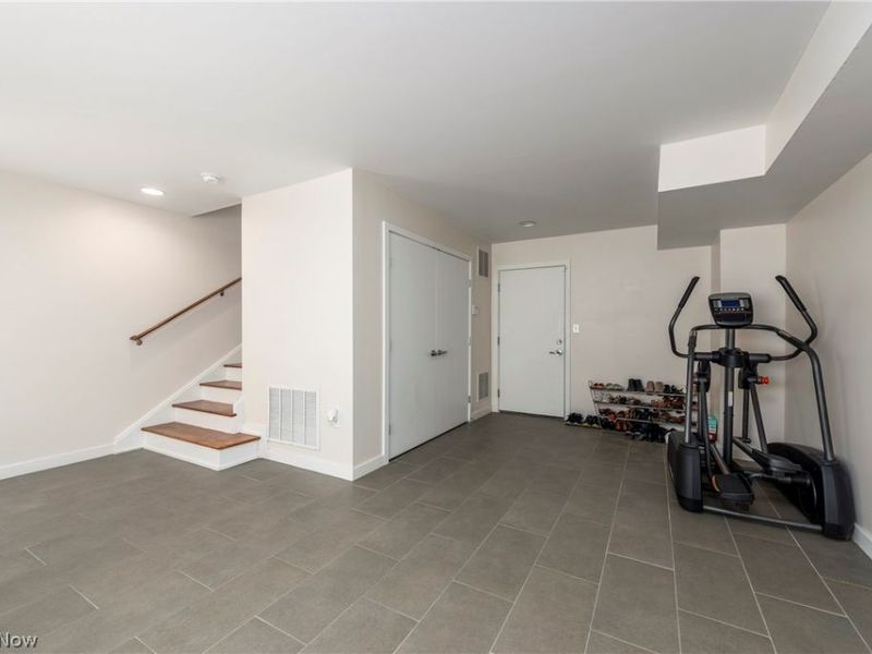 1569 E 118th Street, Cleveland, OH 44106 Photo 5