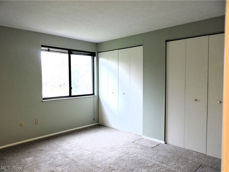 26740 Lake of the Falls Boulevard, Olmsted Falls, OH 44138 Photo 7