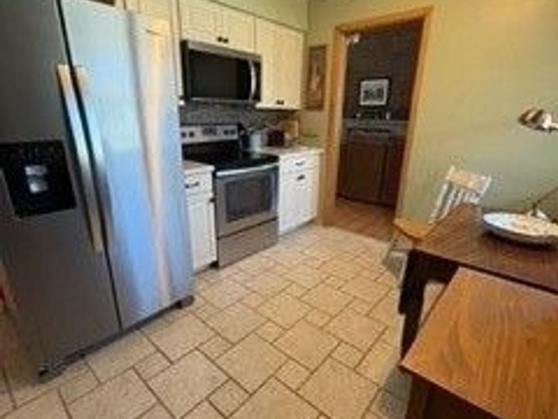 3866 Eleanor Drive, North Olmsted, OH 44070 Photo 13