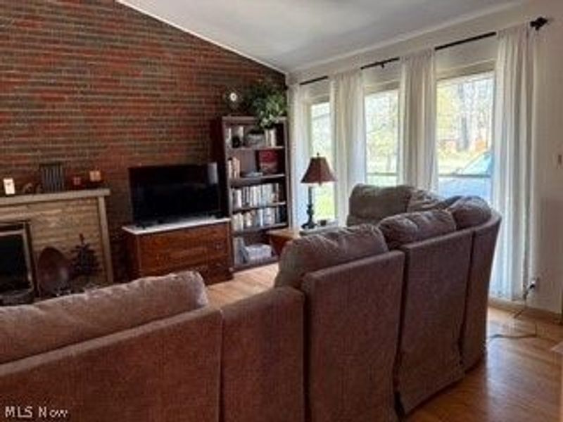 3866 Eleanor Drive, North Olmsted, OH 44070 Photo 6