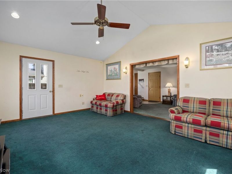 142 Brookvalley Drive , Elyria, OH 44035 Photo 24