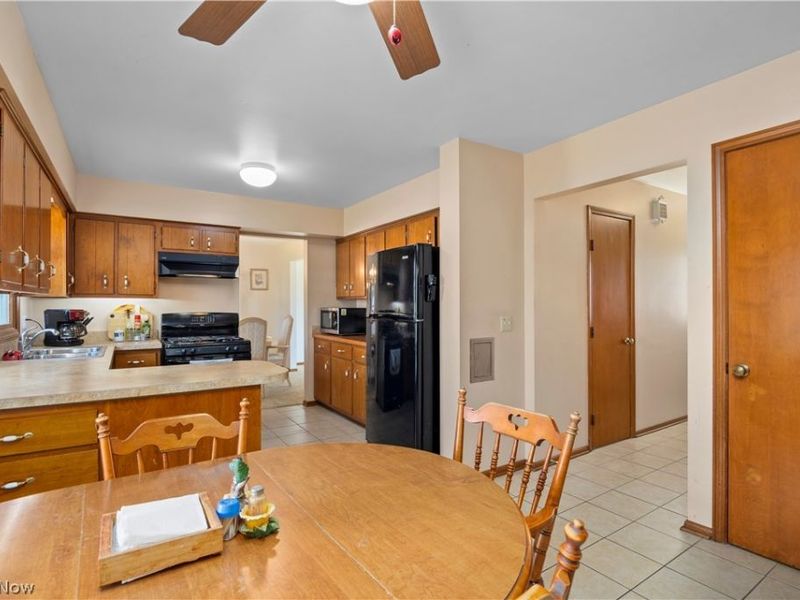 142 Brookvalley Drive , Elyria, OH 44035 Photo 8