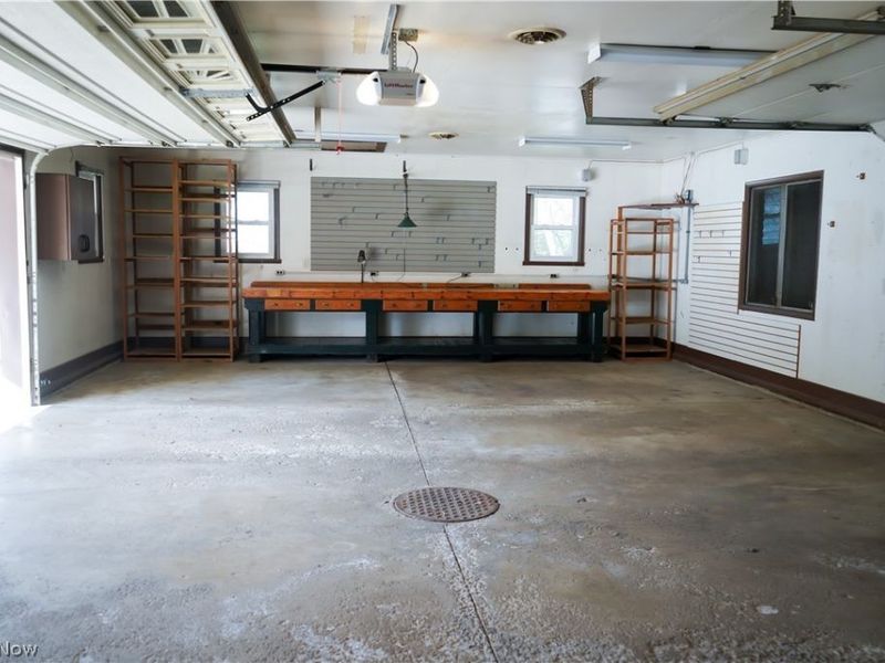 2559 Wilson Sharpsville Road, Cortland, OH 44410 Photo 8