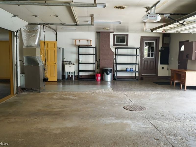 2559 Wilson Sharpsville Road, Cortland, OH 44410 Photo 9