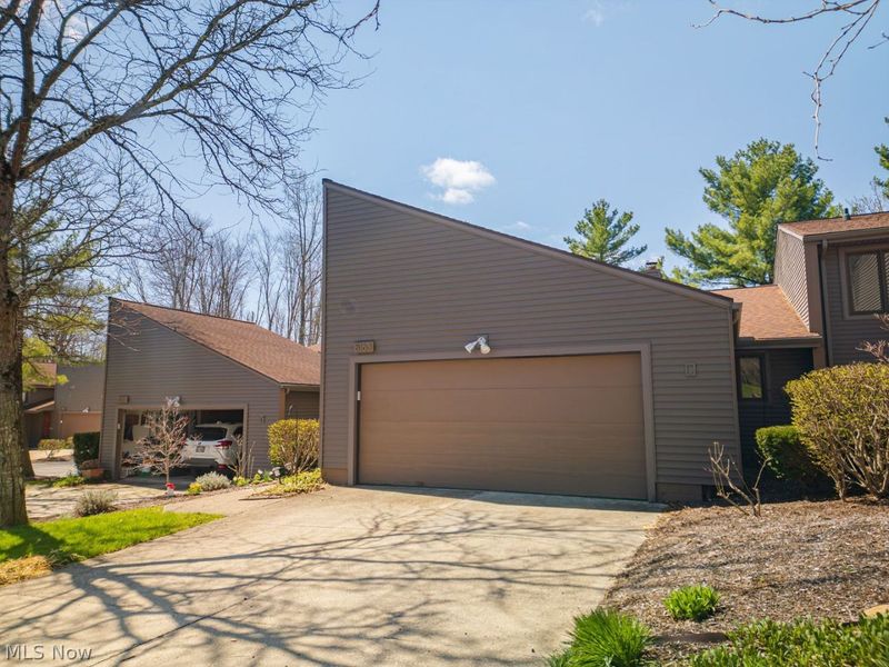 8163 Stoney Brook Drive, Chagrin Falls, OH 44023 Photo 23