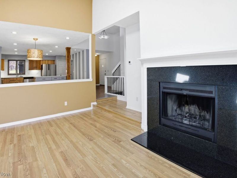 8163 Stoney Brook Drive, Chagrin Falls, OH 44023 Photo 7