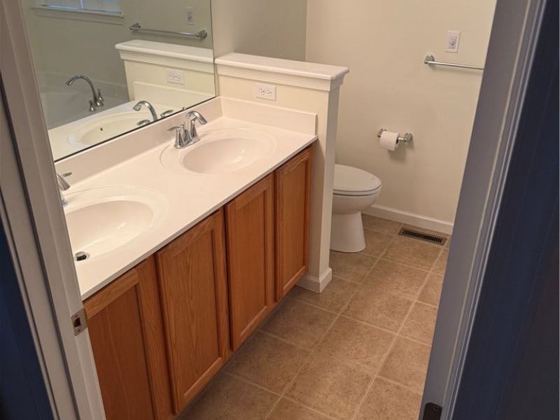 5245 Monroe Square E, Barberton, OH 44203 Photo 11