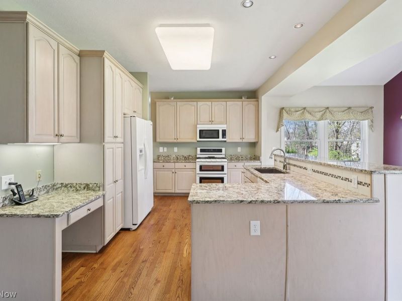 286 Sand Run Road , Akron, OH 44313 Photo 18