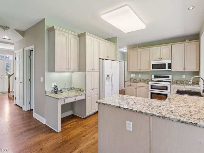 286 Sand Run Road , Akron, OH 44313 Photo 19