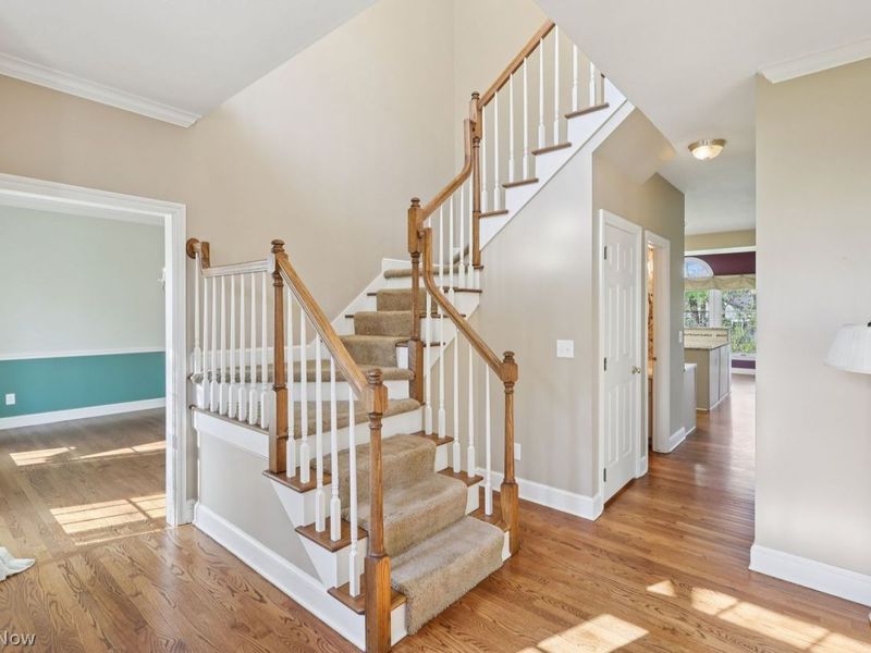 286 Sand Run Road , Akron, OH 44313 Photo 4