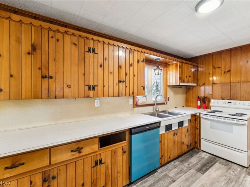 4603 W High Street, Mantua, OH 44255 Photo 6