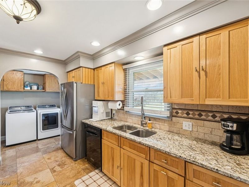 10636 Clapsaddle Avenue NE, Alliance, OH 44601 Photo 11