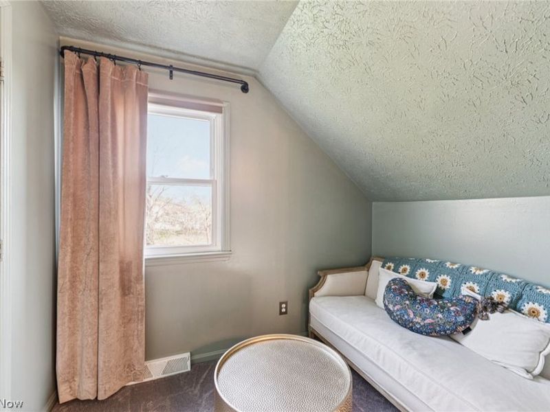 10636 Clapsaddle Avenue NE, Alliance, OH 44601 Photo 17