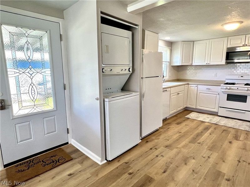 2065 Vincent Drive, Brunswick, OH 44212 Photo 9