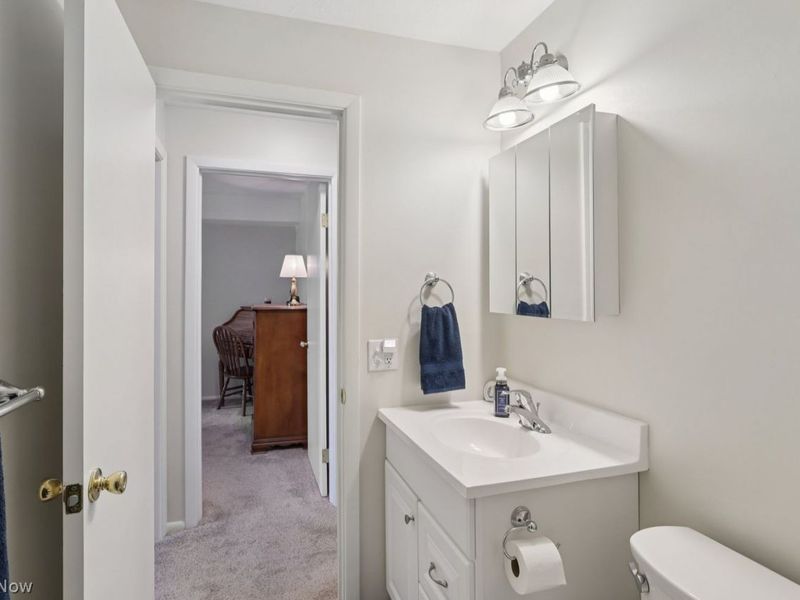 33803 Electric Boulevard, Unit G10, Avon Lake, OH 44012 Photo 21