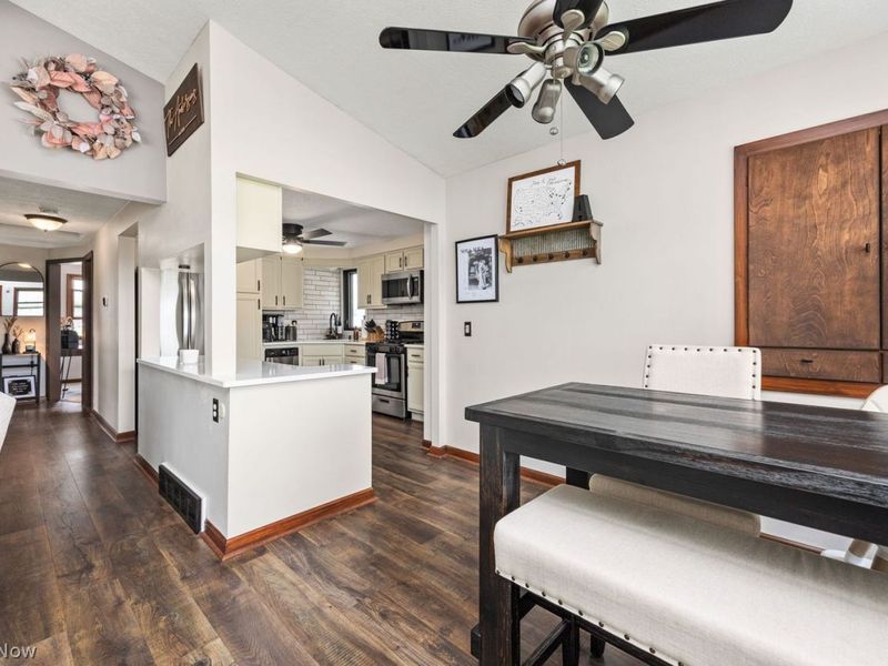 654 Hudak Drive , Brunswick, OH 44212 Photo 7