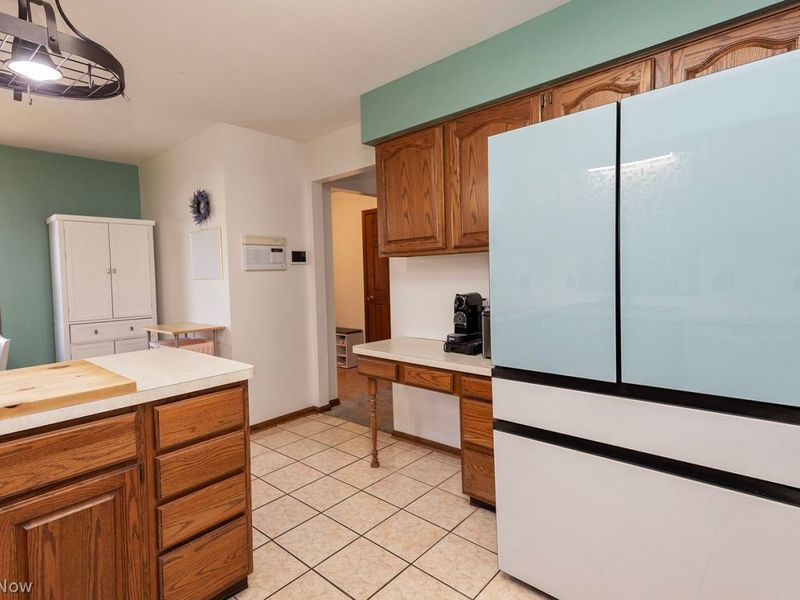 5710 Whispering Pines Place, Lorain, OH 44053 Photo 17