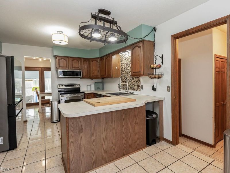 5710 Whispering Pines Place, Lorain, OH 44053 Photo 19