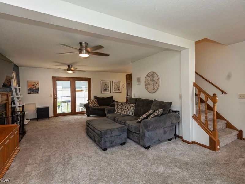 5710 Whispering Pines Place, Lorain, OH 44053 Photo 3