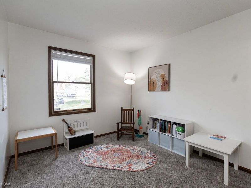 5710 Whispering Pines Place, Lorain, OH 44053 Photo 4