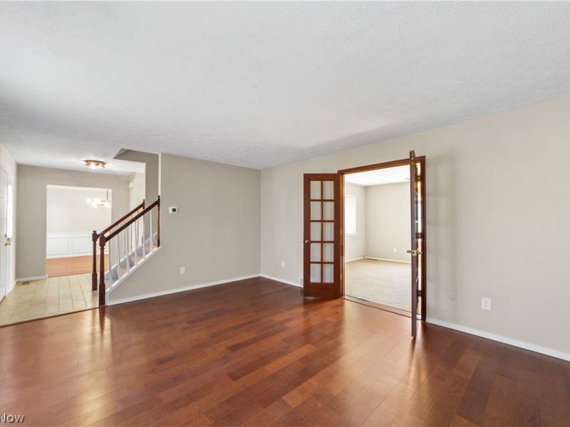 6920 Longview Drive, Solon, OH 44139 Photo 2