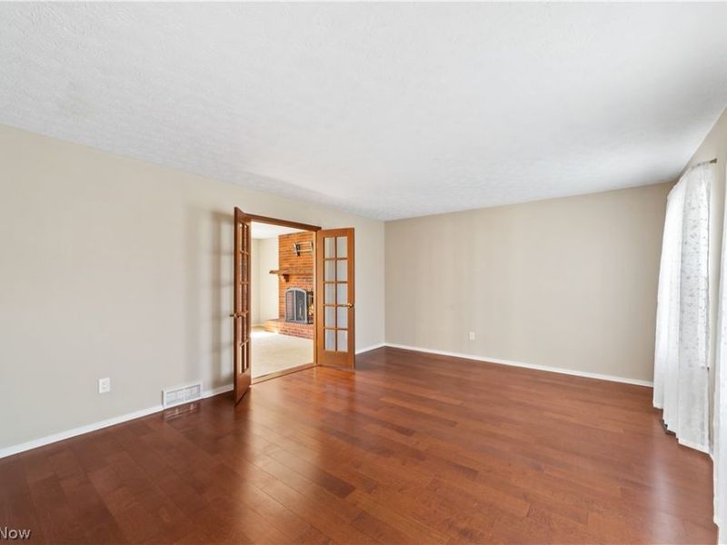 6920 Longview Drive, Solon, OH 44139 Photo 3