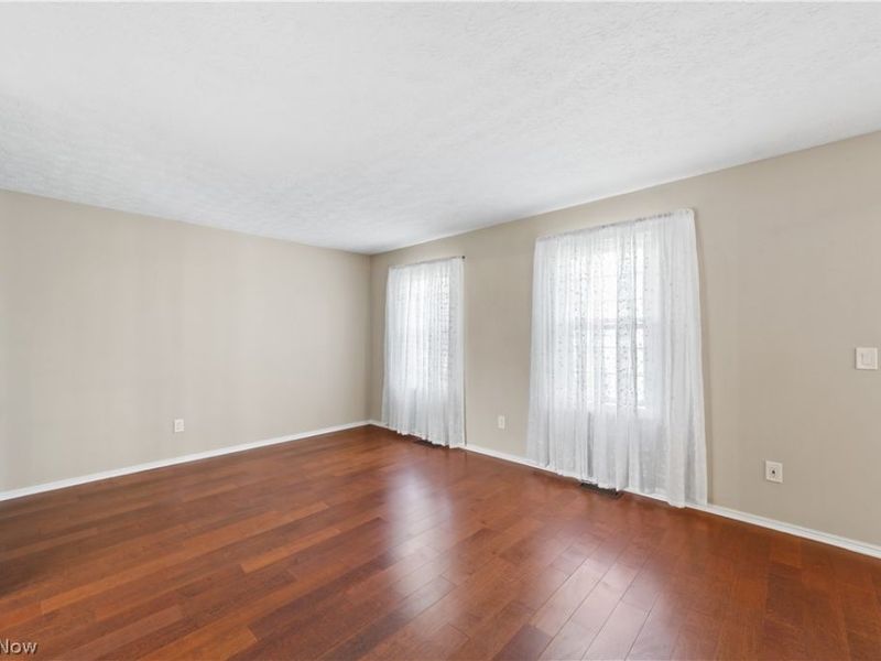 6920 Longview Drive, Solon, OH 44139 Photo 4