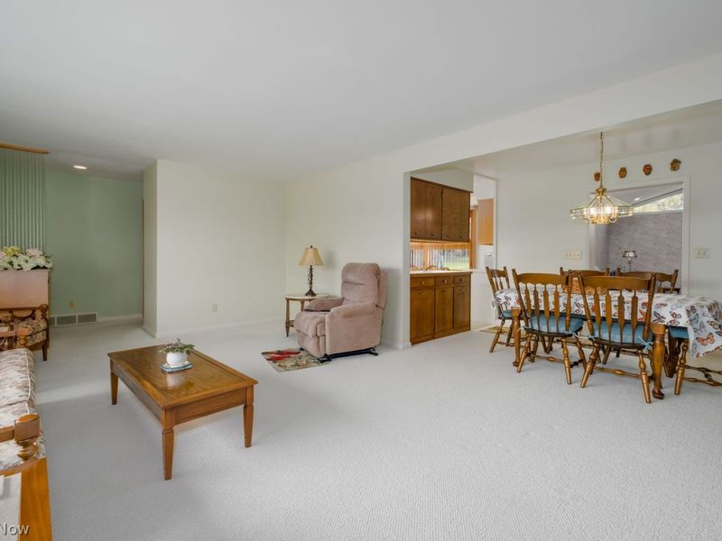 631 35th Street NW, Canton, OH 44709 Photo 9