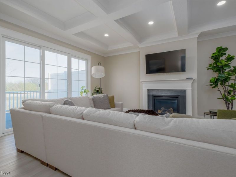 5885 Hawks Nest Circle NW, Canton, OH 44708 Photo 13