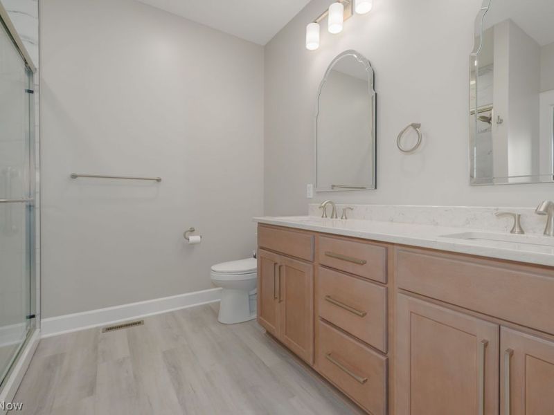 5885 Hawks Nest Circle NW, Canton, OH 44708 Photo 17