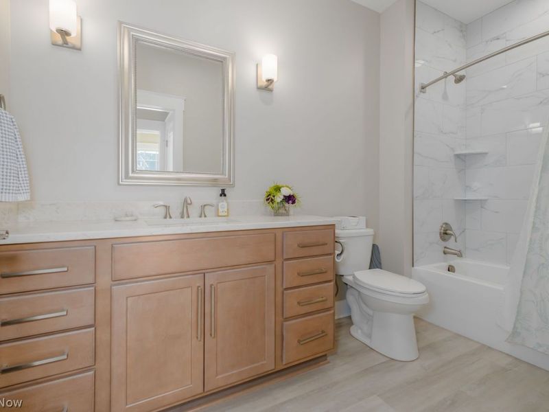 5885 Hawks Nest Circle NW, Canton, OH 44708 Photo 19