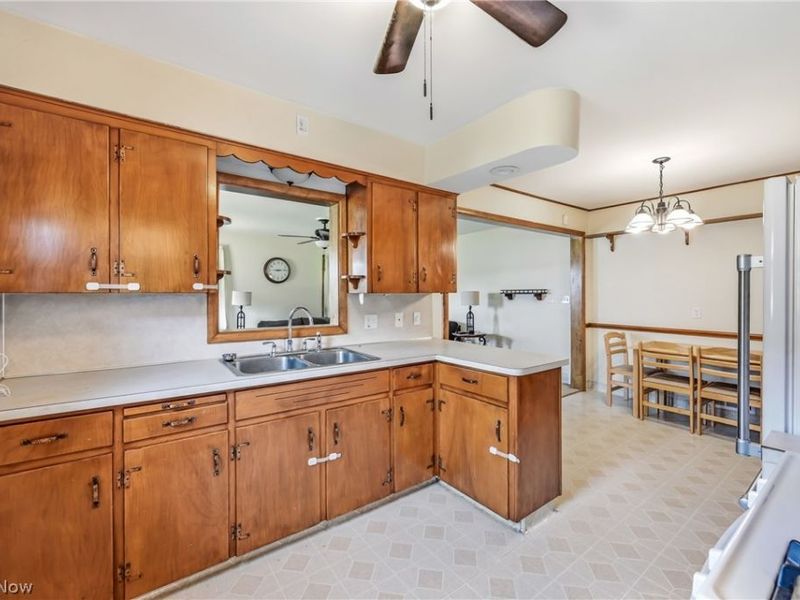 35 S Kimberly Avenue, Austintown, OH 44515 Photo 10