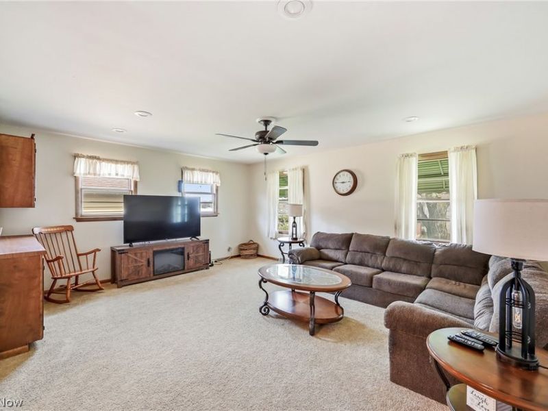 35 S Kimberly Avenue, Austintown, OH 44515 Photo 16