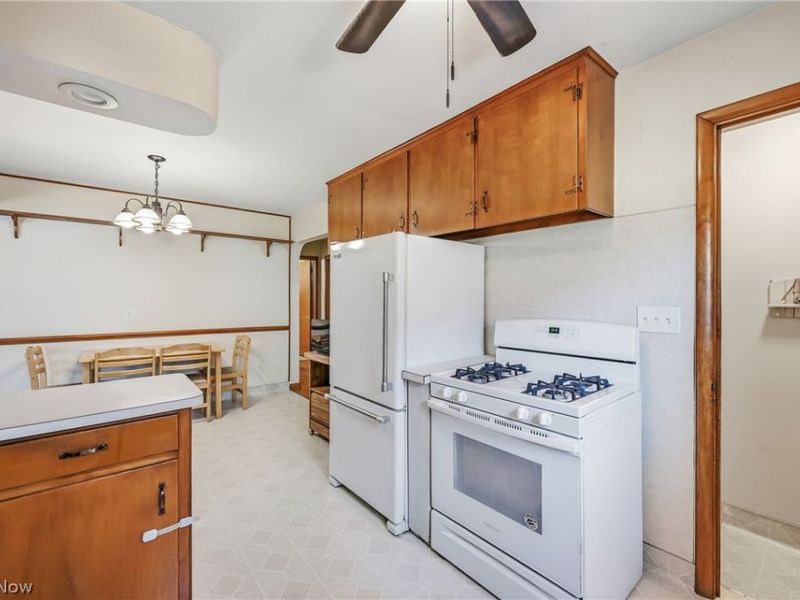 35 S Kimberly Avenue, Austintown, OH 44515 Photo 9