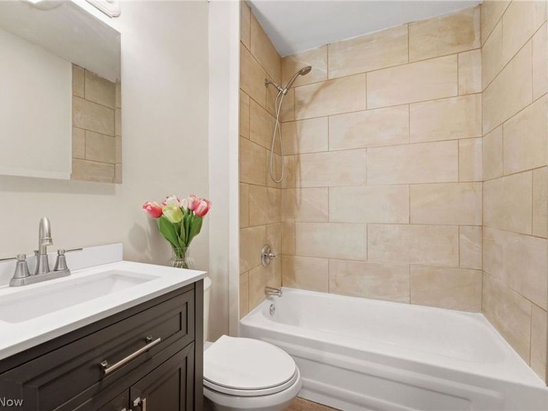 639 Ranney Street, Akron, OH 44310 Photo 18