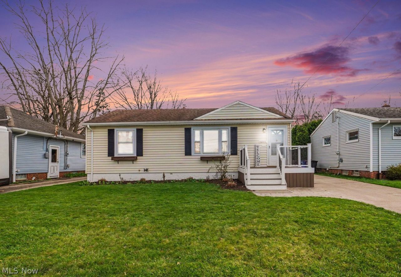 16011 Valleyview Avenue, Cleveland, OH 44135