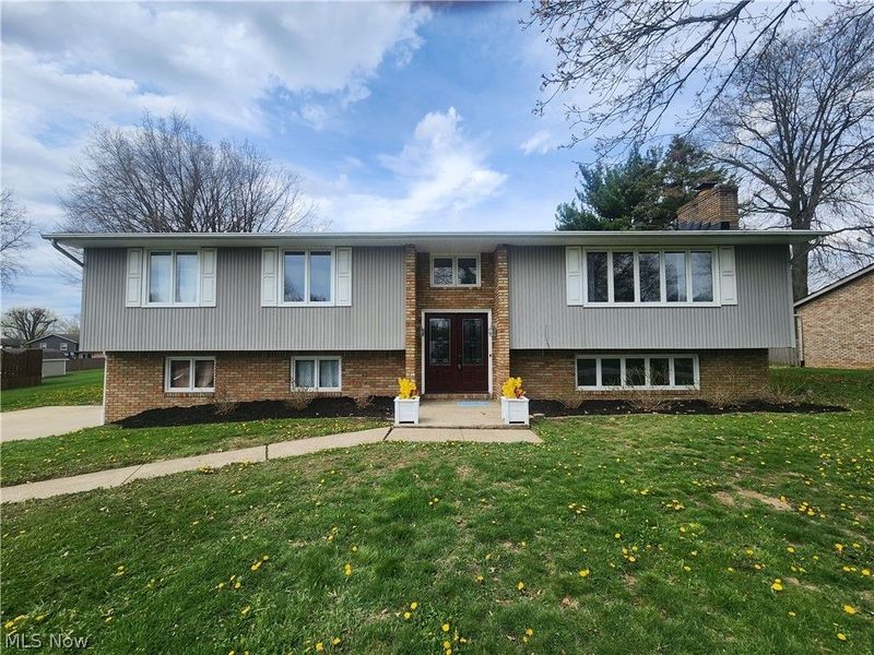 1233 Meese Road, Louisville, OH 44641 Photo 1