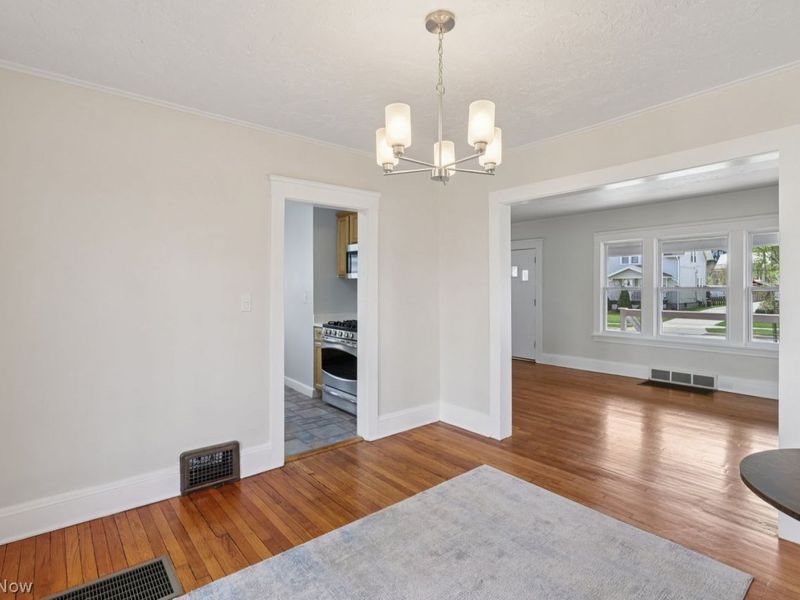 5115 Oakmont Drive, Lyndhurst, OH 44124 Photo 10