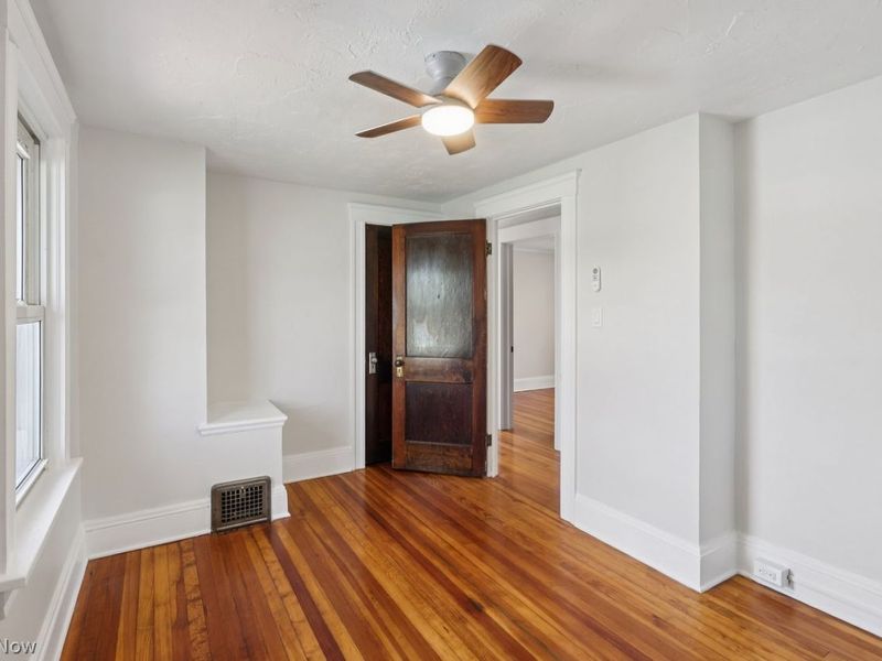 5115 Oakmont Drive, Lyndhurst, OH 44124 Photo 18