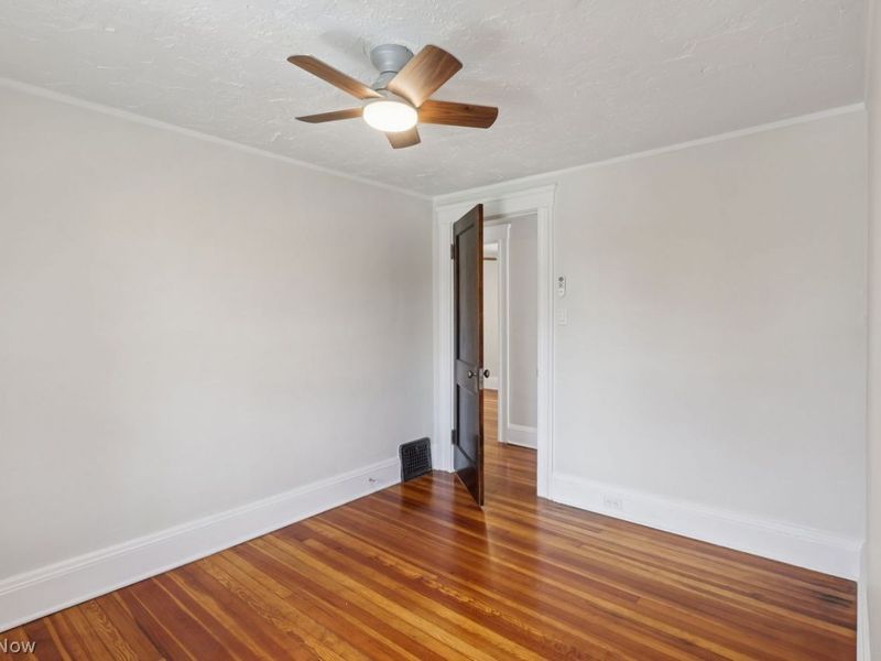 5115 Oakmont Drive, Lyndhurst, OH 44124 Photo 22