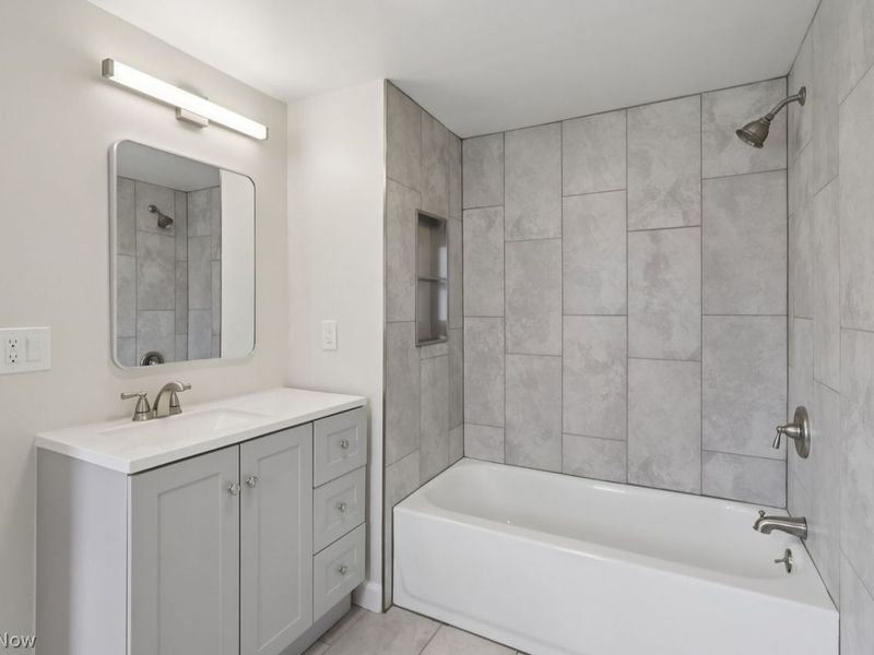 5115 Oakmont Drive, Lyndhurst, OH 44124 Photo 23